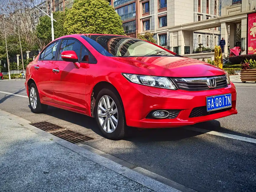 Honda Civic 2014 — фото 3