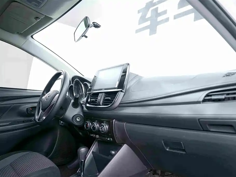Toyota Vios FS 2023 — фото 13