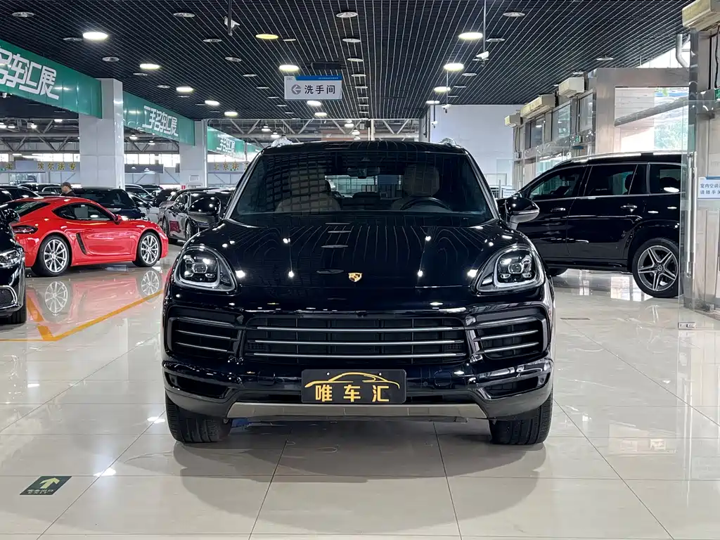 Porsche Cayenne 2020 — фото 2