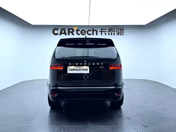 Land Rover Discovery 2024