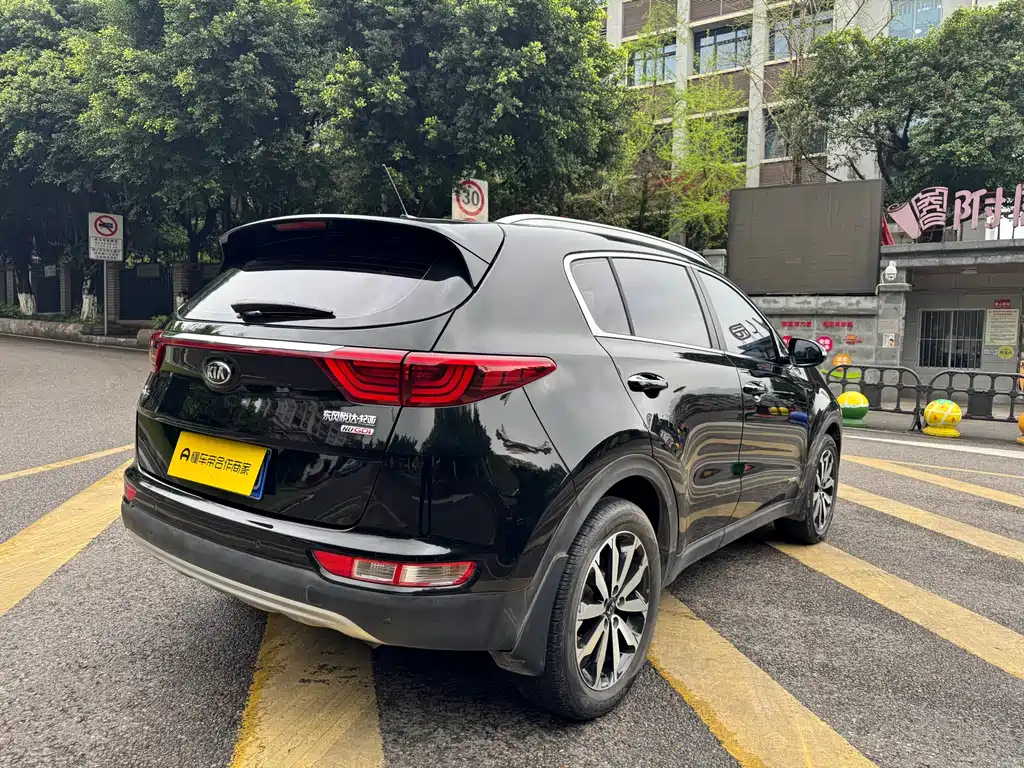 Kia KX5 2016 — фото 11