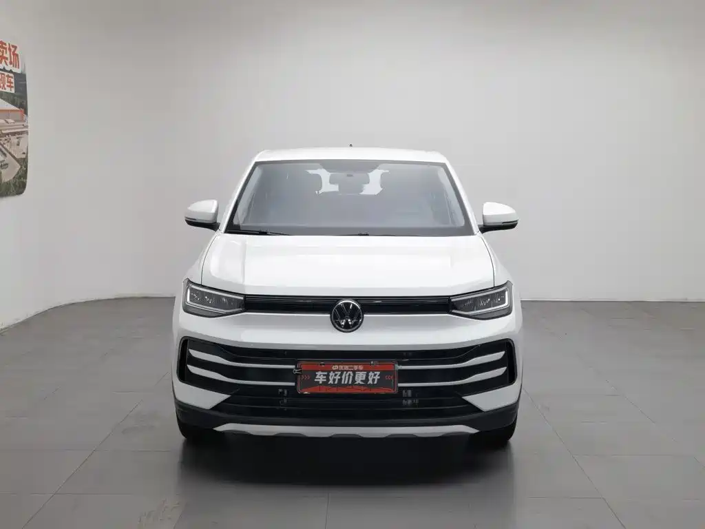 Volkswagen Tharu 2025