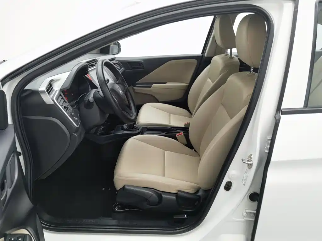 Honda City 2017 — фото 10