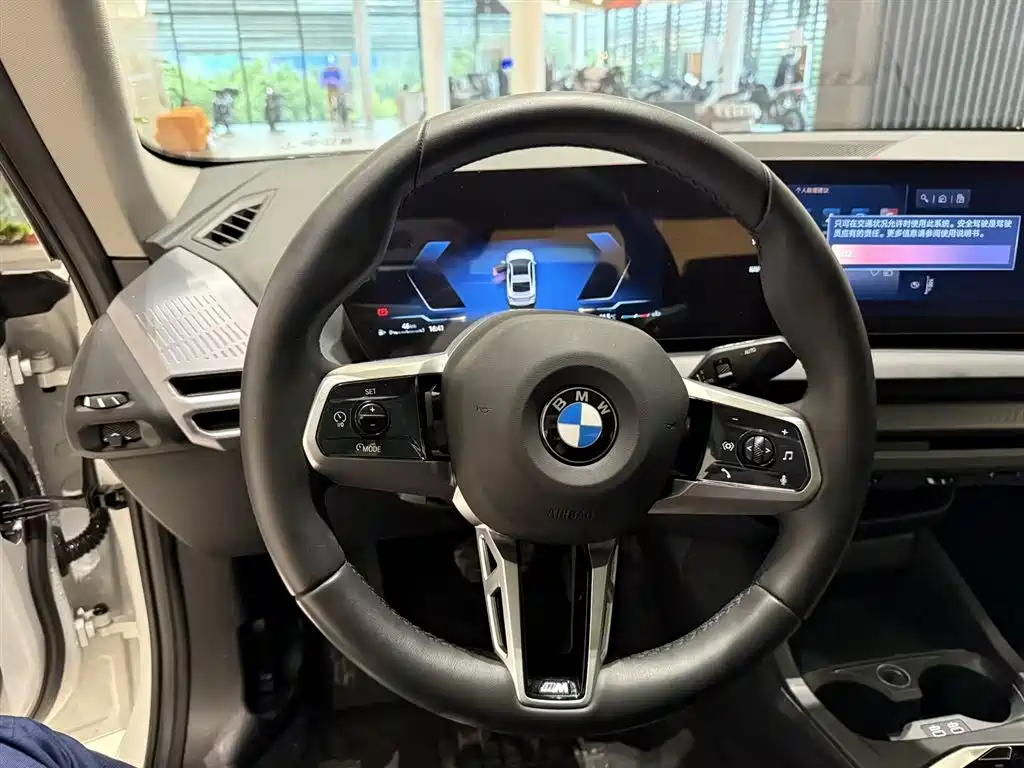 BMW 2 Series 2025 — фото 9