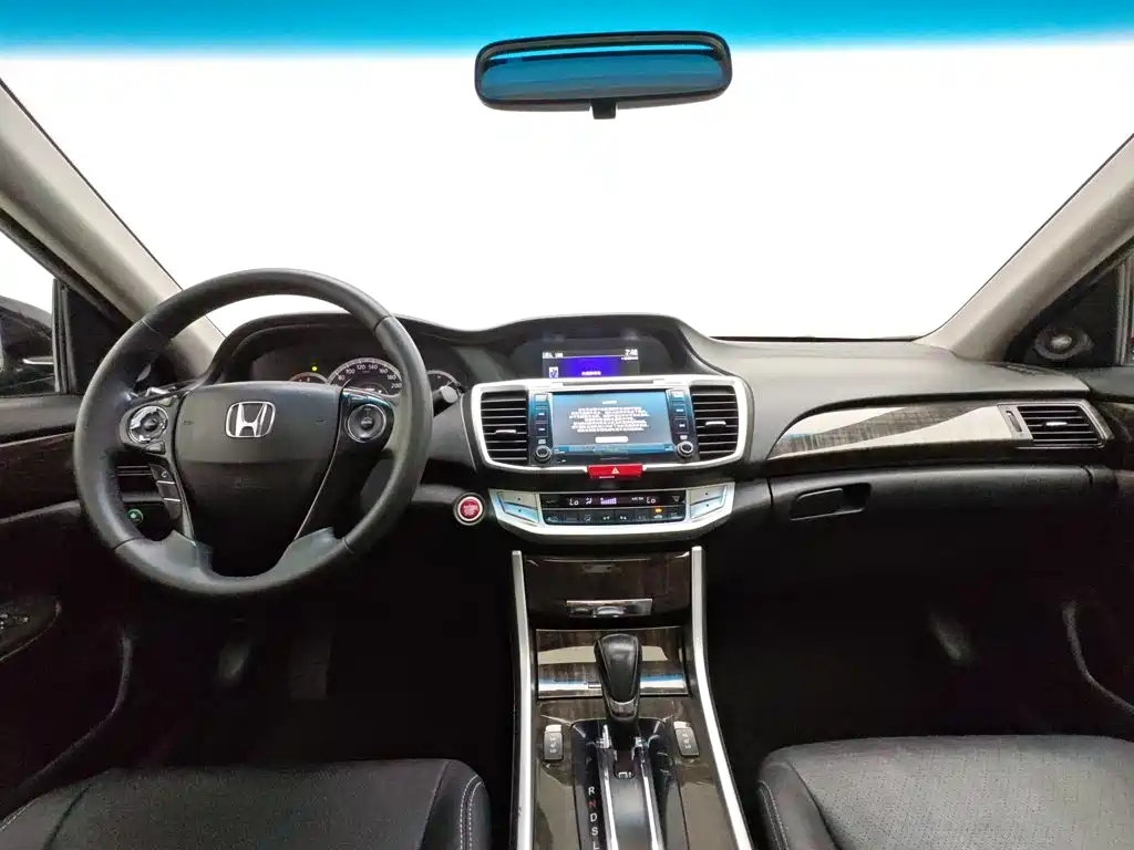 Honda Accord 2014 — фото 5
