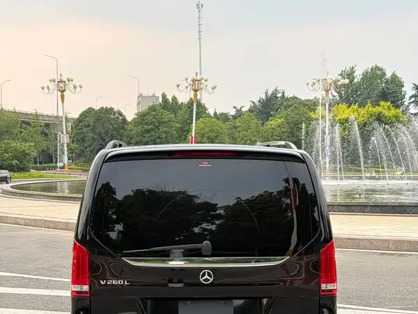 Mercedes-Benz V-Class 2022