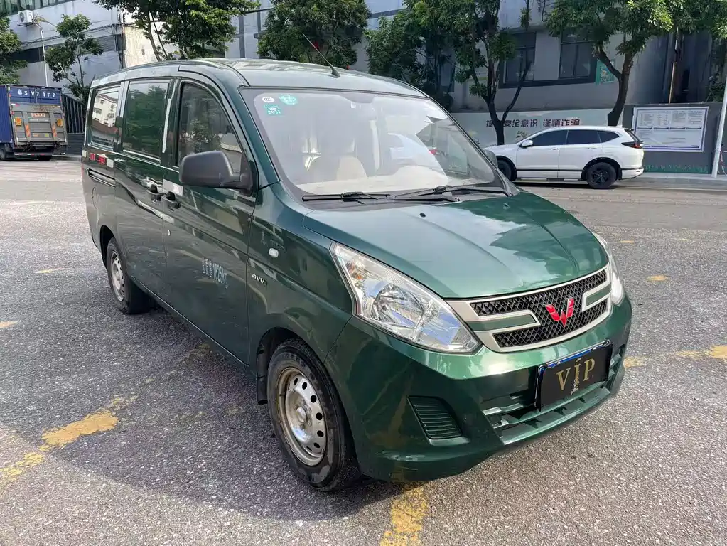 Wuling Rongguang V 2017 — фото 3