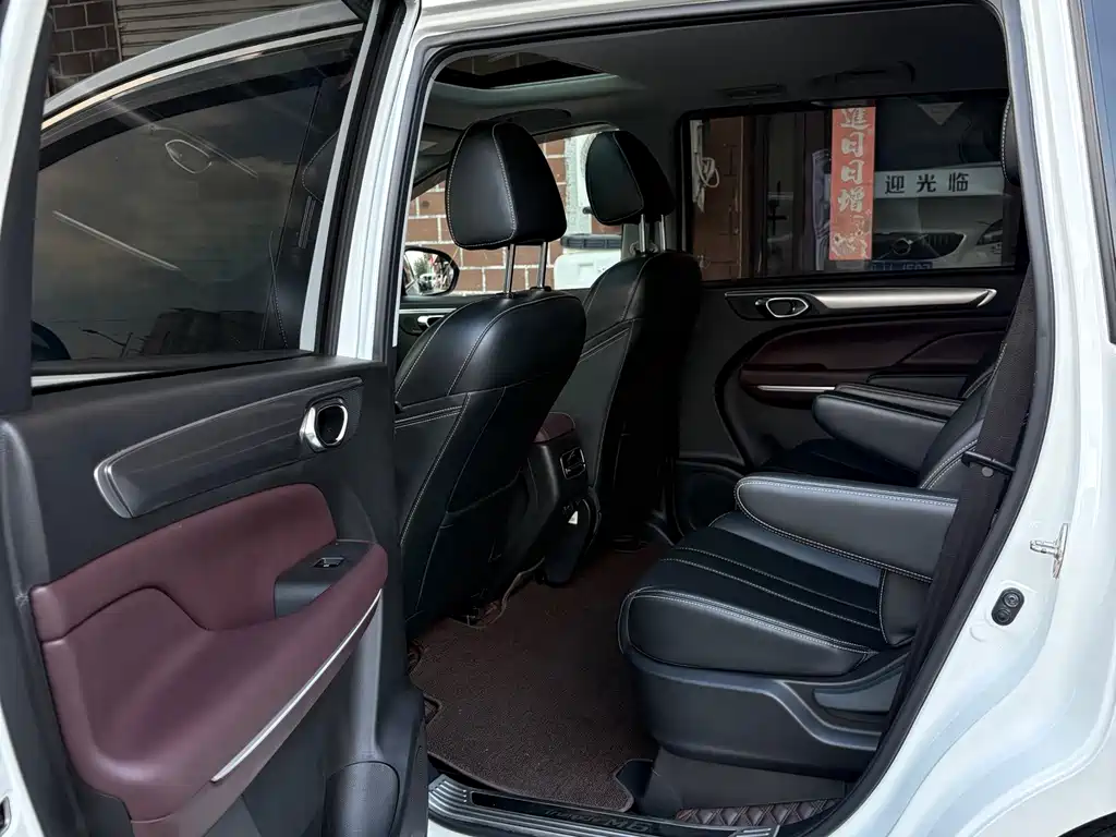 GAC Trumpchi M6 2022 — фото 8