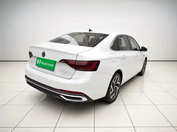 Volkswagen Sagitar 2024