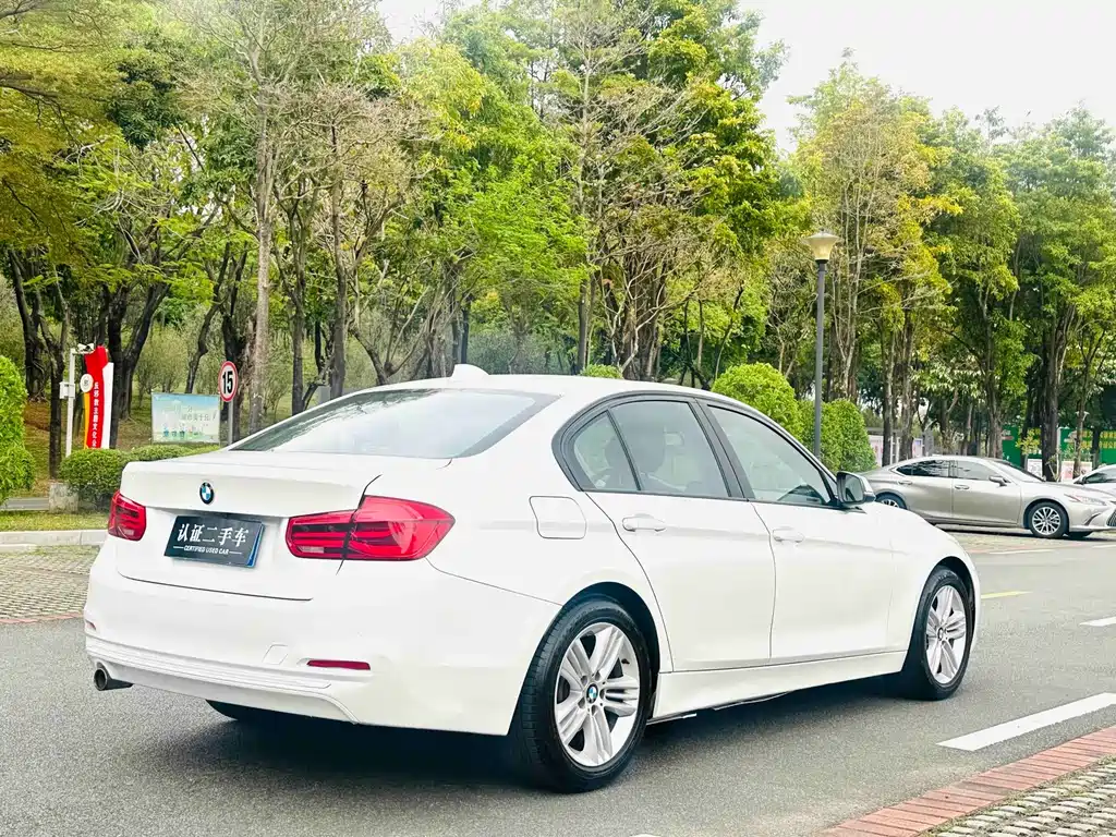 BMW 3 Series 2017