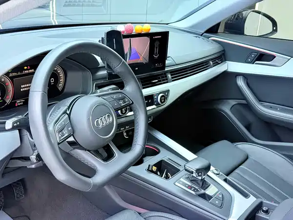 Audi A4L 2023
