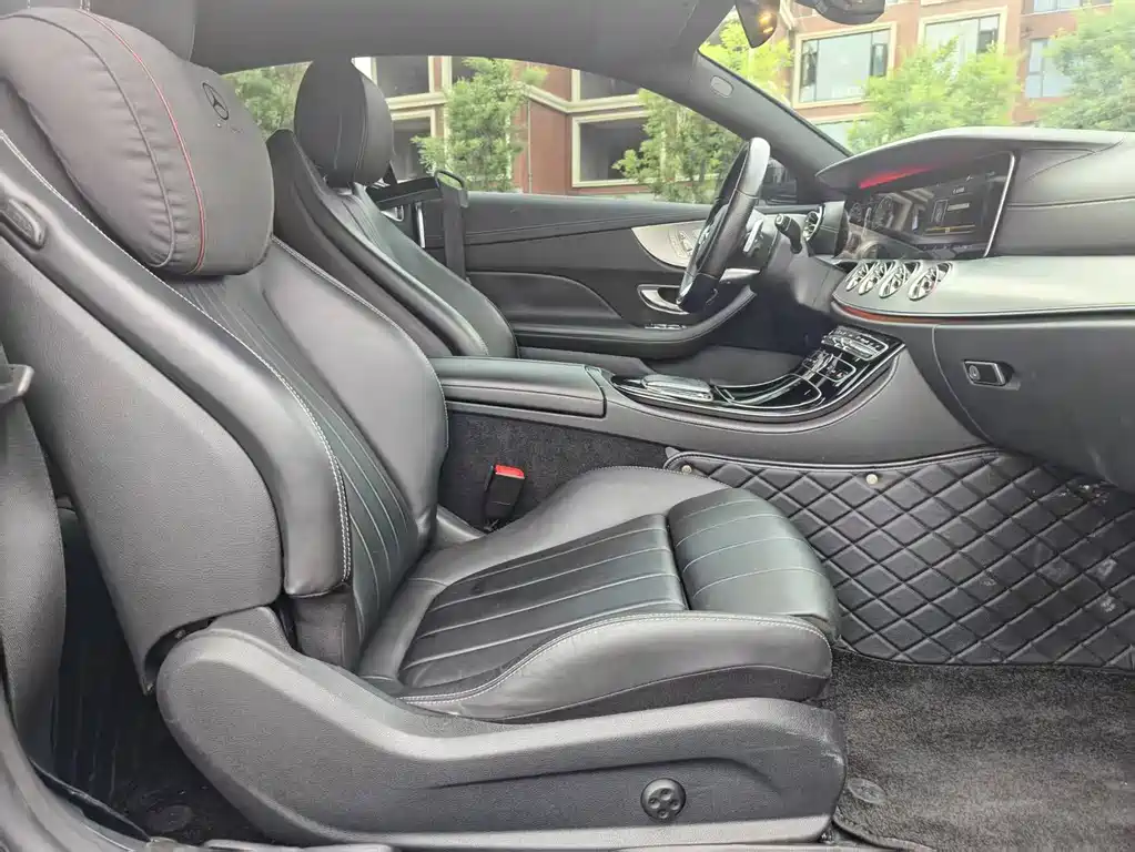Mercedes-Benz E-Class 2020 — фото 21