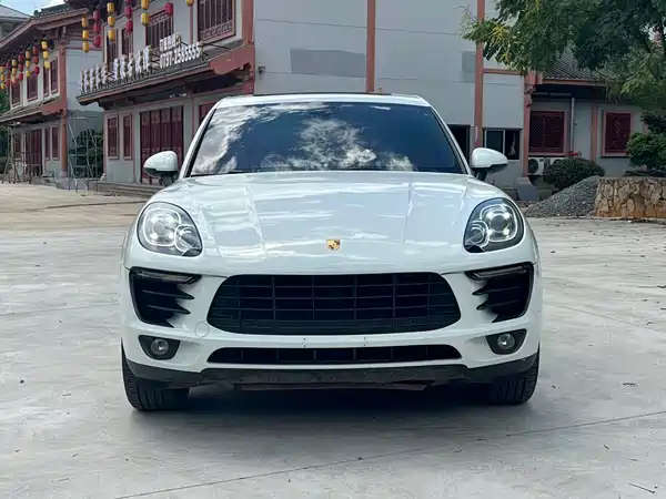 Porsche Macan 2016