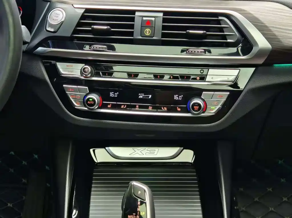 BMW X3 2020 — фото 11