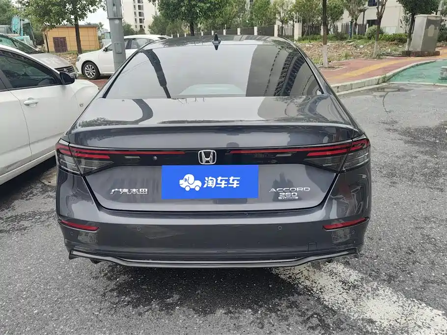 Honda Accord 2025