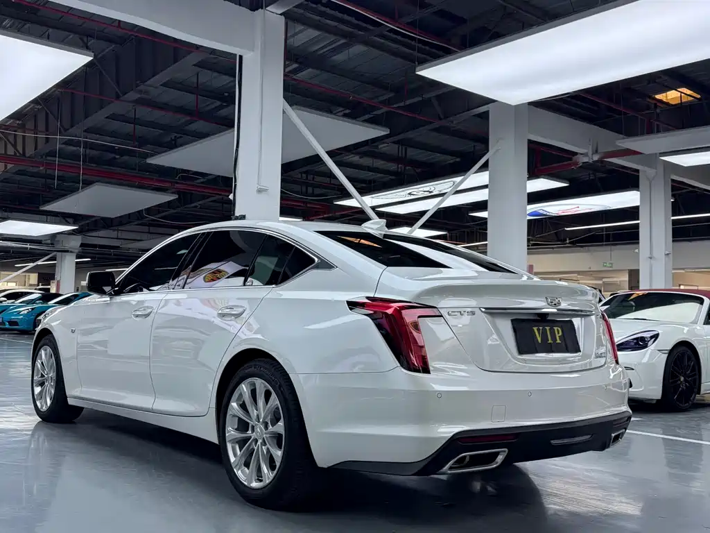 Cadillac CT5 2023 — фото 17