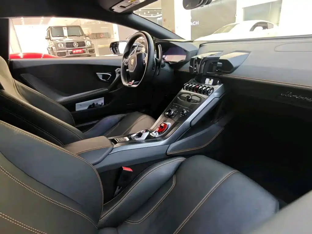 Lamborghini Huracan 2016 — фото 15