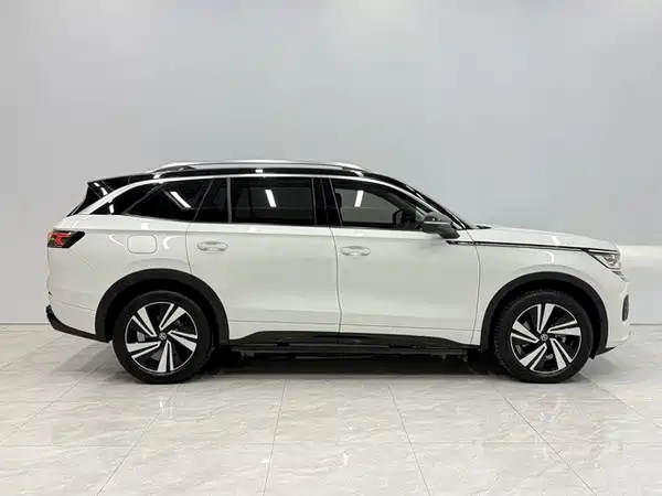 Volkswagen Tavendor 2023