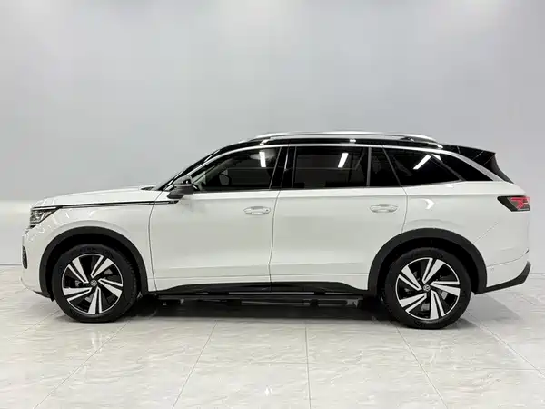 Volkswagen Tavendor 2023