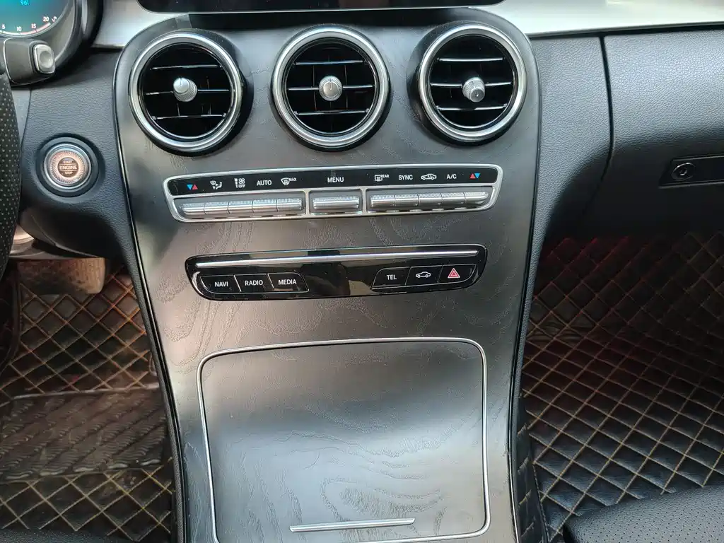 Mercedes-Benz C-Class 2021 — фото 10