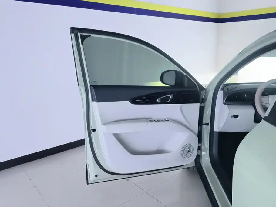 Geely Galaxy Starwish 2025 — фото 7