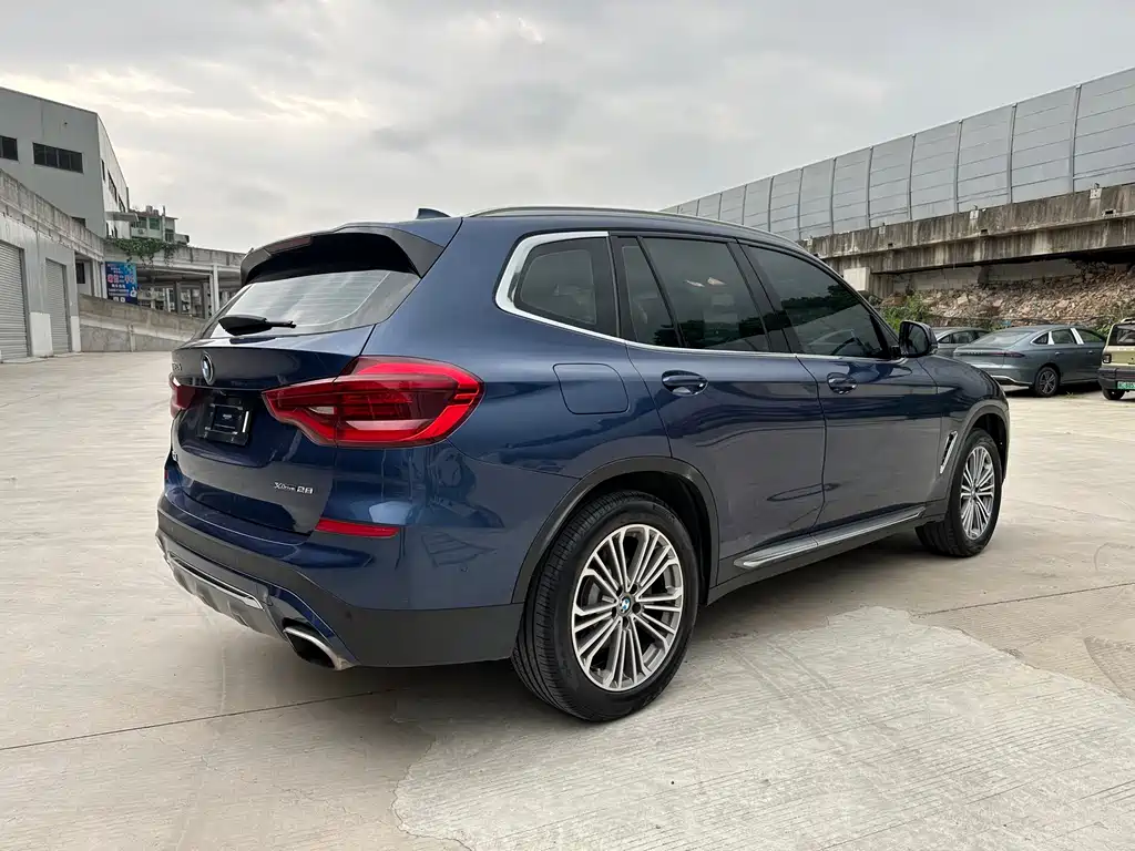 BMW X3 2019 — фото 9