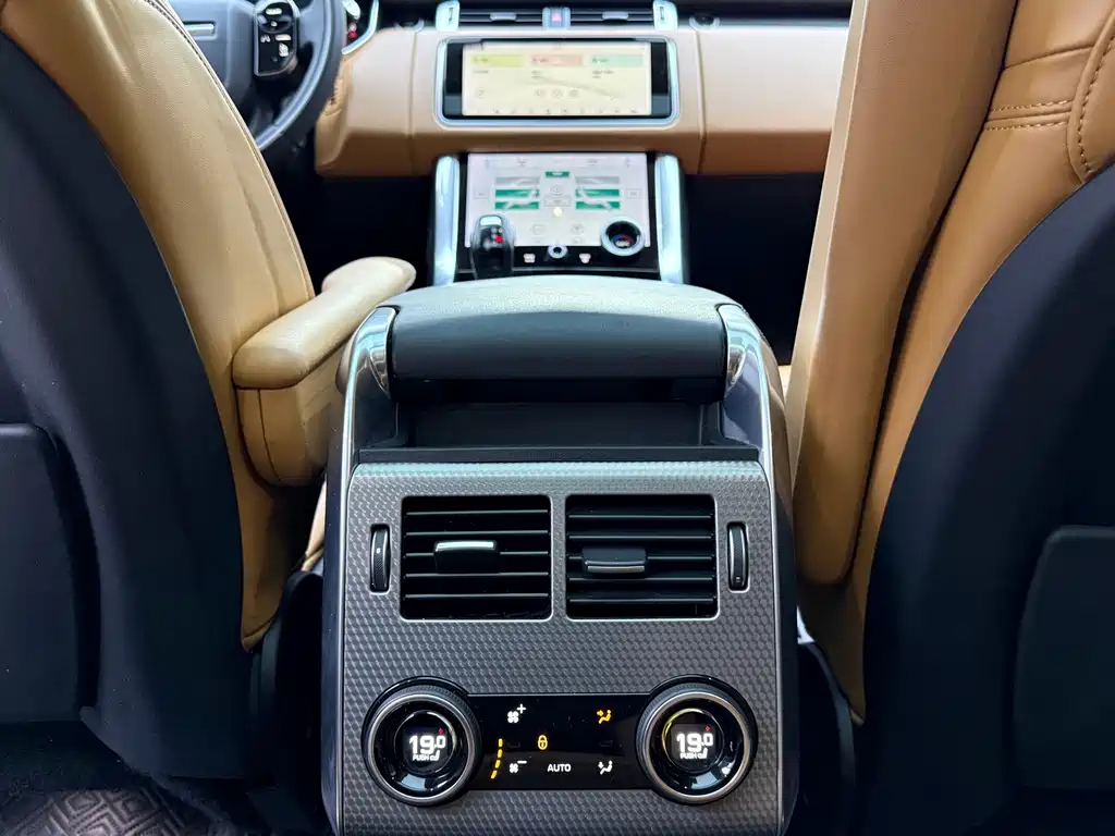 Land Rover Range Rover Sport 2019 — фото 11
