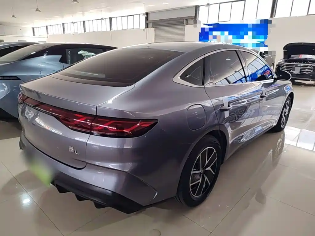 BYD Qin L 2025 — фото 7