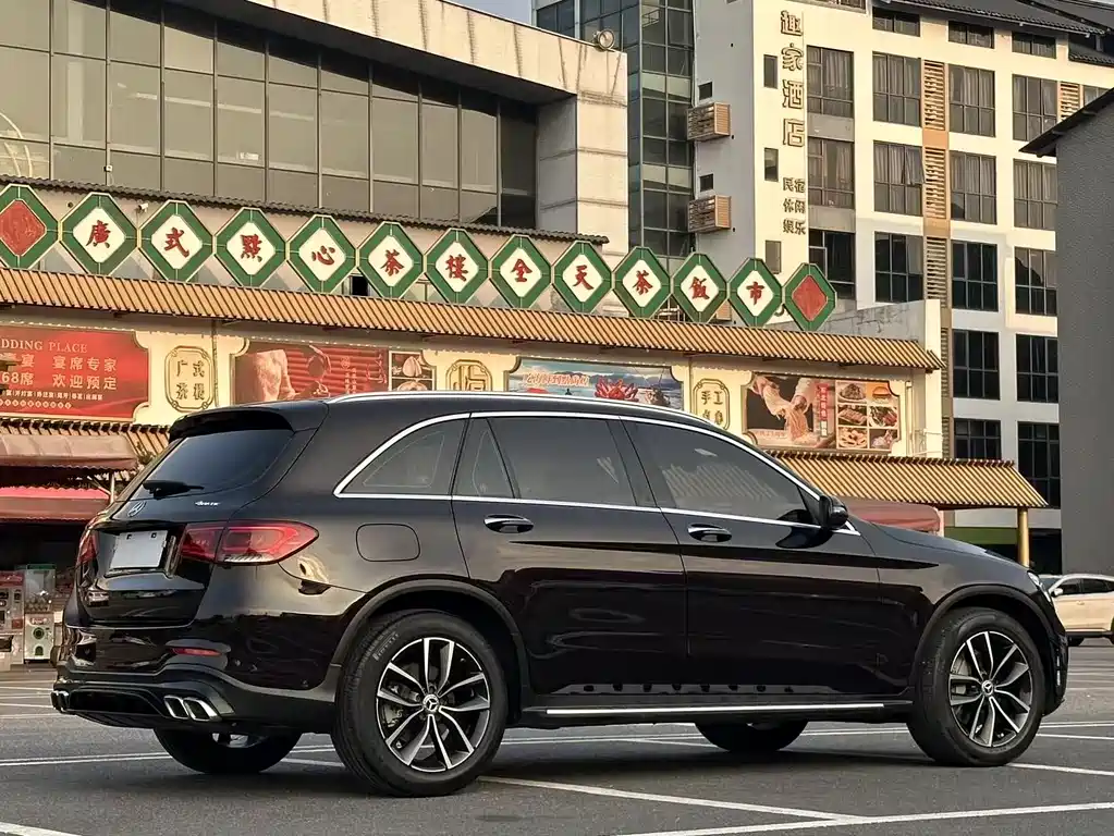 Mercedes-Benz GLC 2022 — фото 19