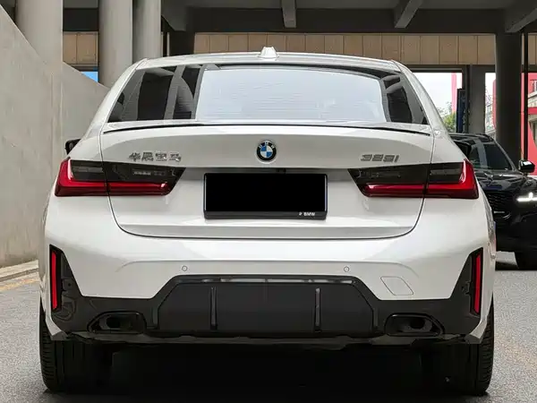 BMW 3 Series 2024