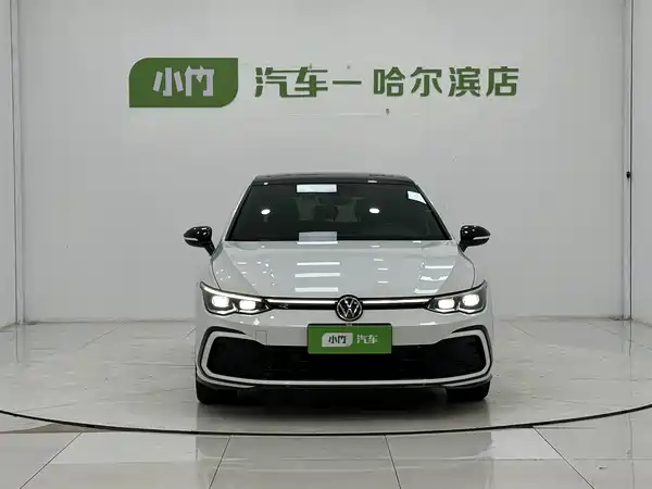 Volkswagen Golf 2022