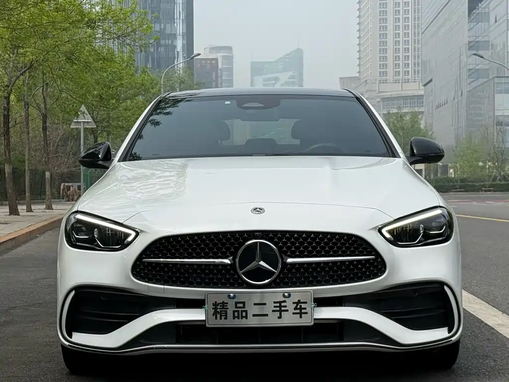 Mercedes-Benz C-Class 2023 — фото 2