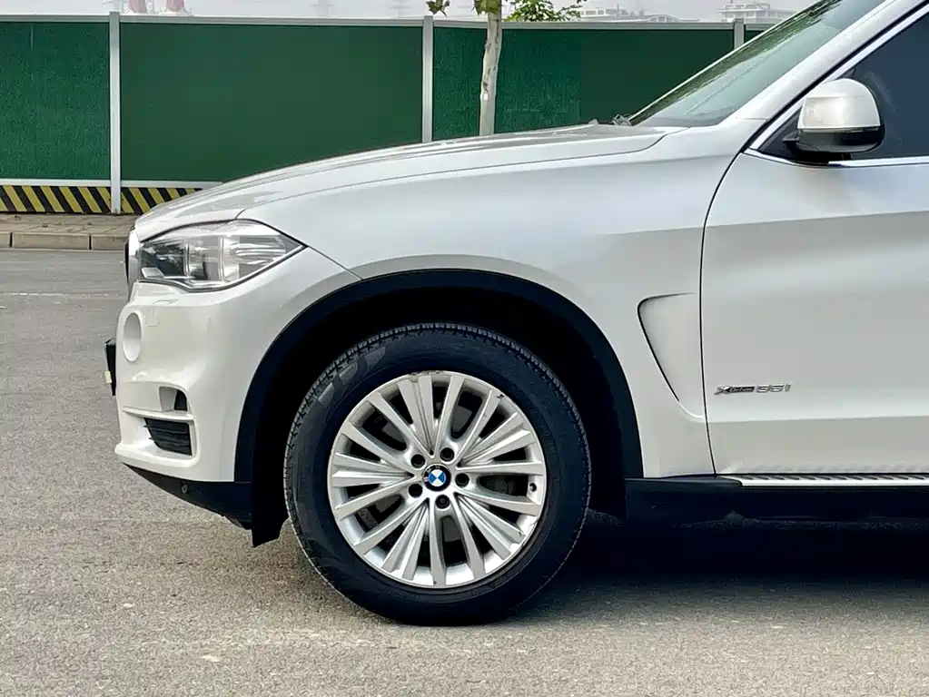 BMW X5 2016 — фото 14