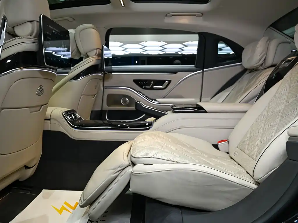 Mercedes-Benz S-Class 2022 — фото 21