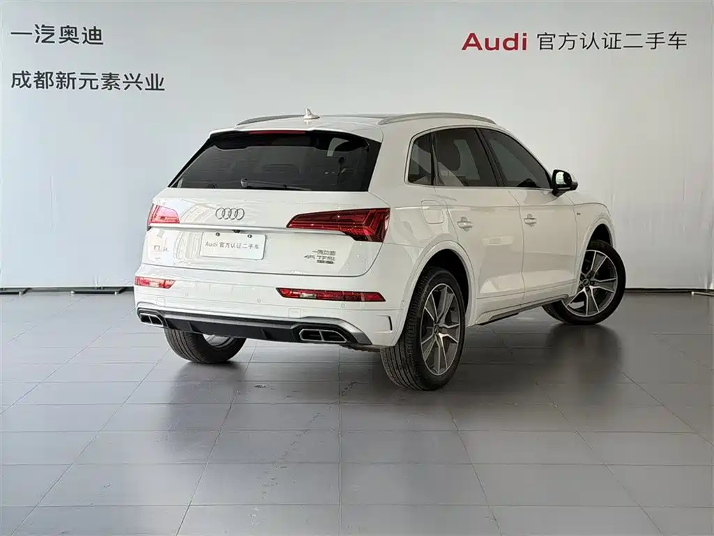 Audi Q5L 2022 — фото 4