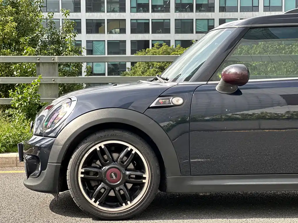 MINI Clubman 2012 — фото 22