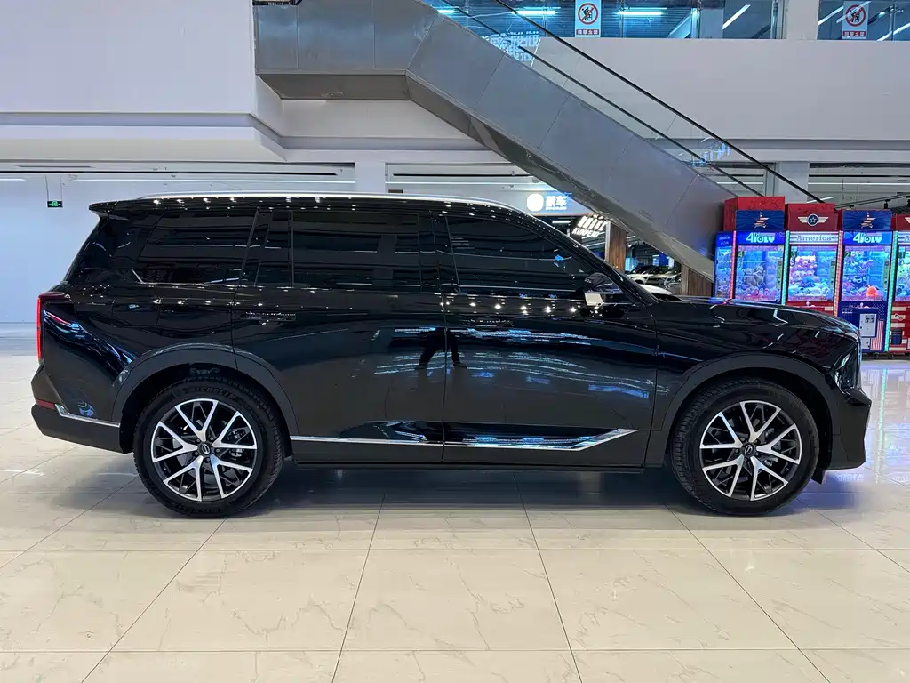 GAC Motor Trumpchi GS8 2025 — фото 9