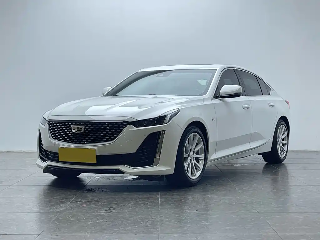Cadillac CT5 2022 — фото 1
