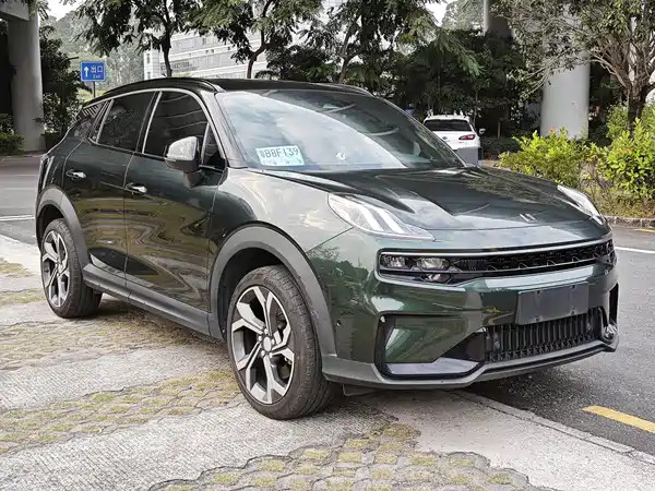 Lynk & Co 06 2023