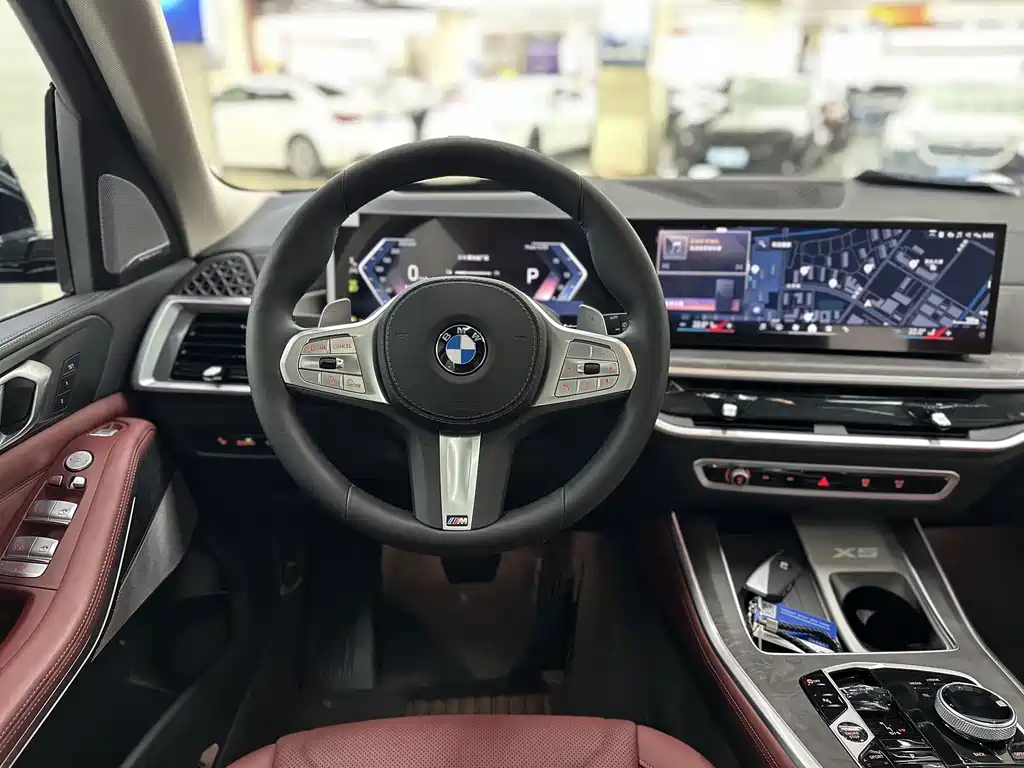 BMW X5 2025 — фото 11