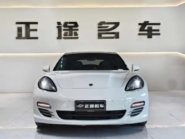 Porsche Panamera 2011