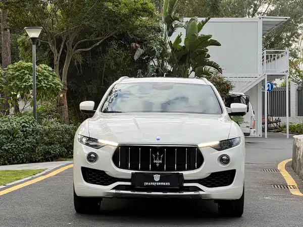 Maserati Levante 2016