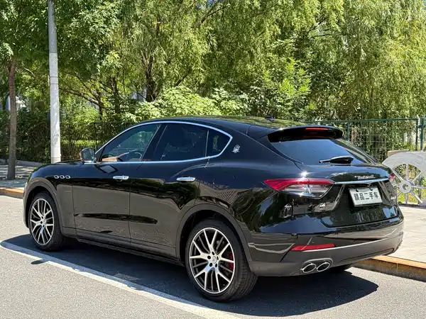 Maserati Levante 2022