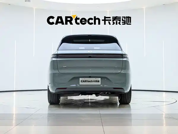 Li Auto L6 2025