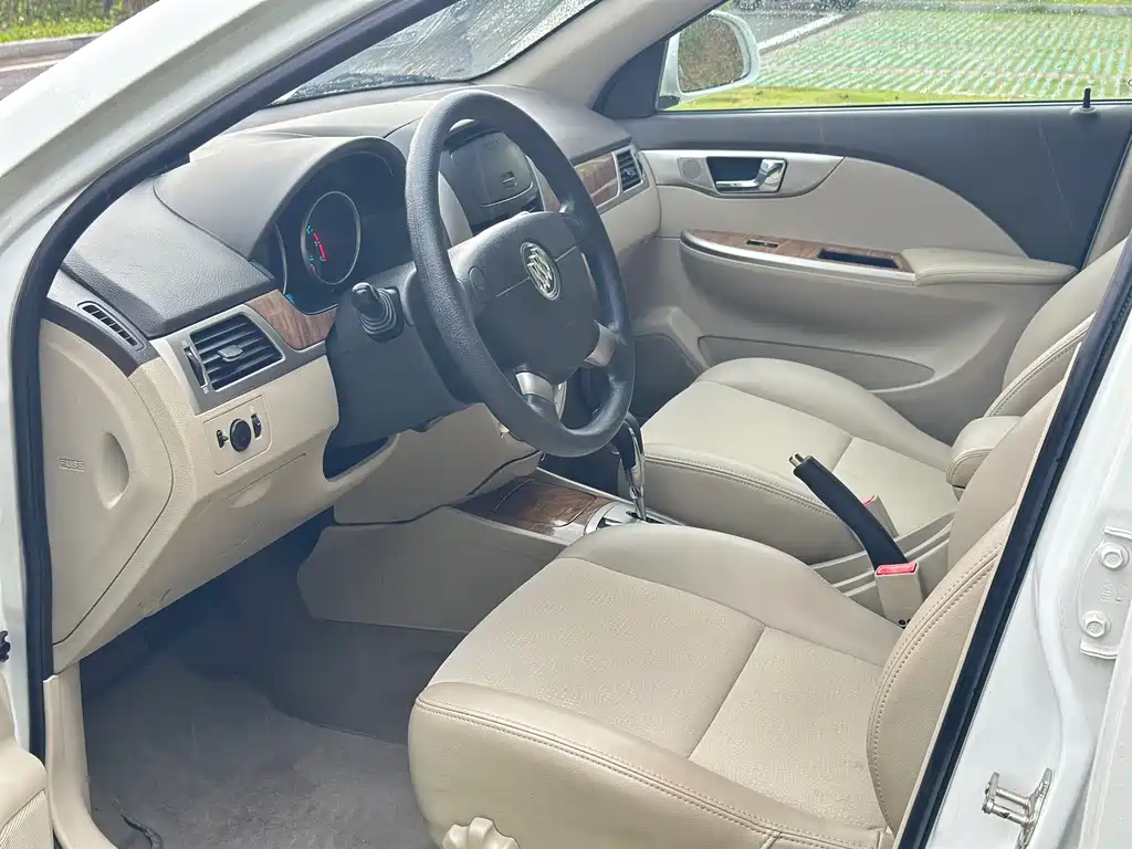 Buick Excelle 2016