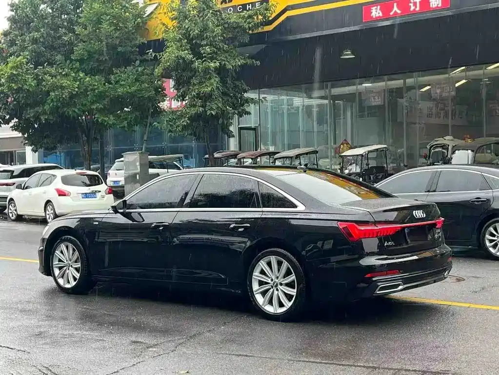 Audi A6L 2021 — фото 14
