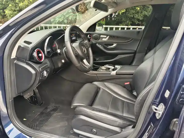 Mercedes-Benz C-Class 2017
