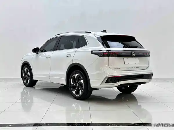 Volkswagen Tiguan L 2024