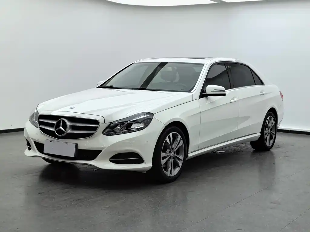 Mercedes-Benz E-Class 2015 — фото 1