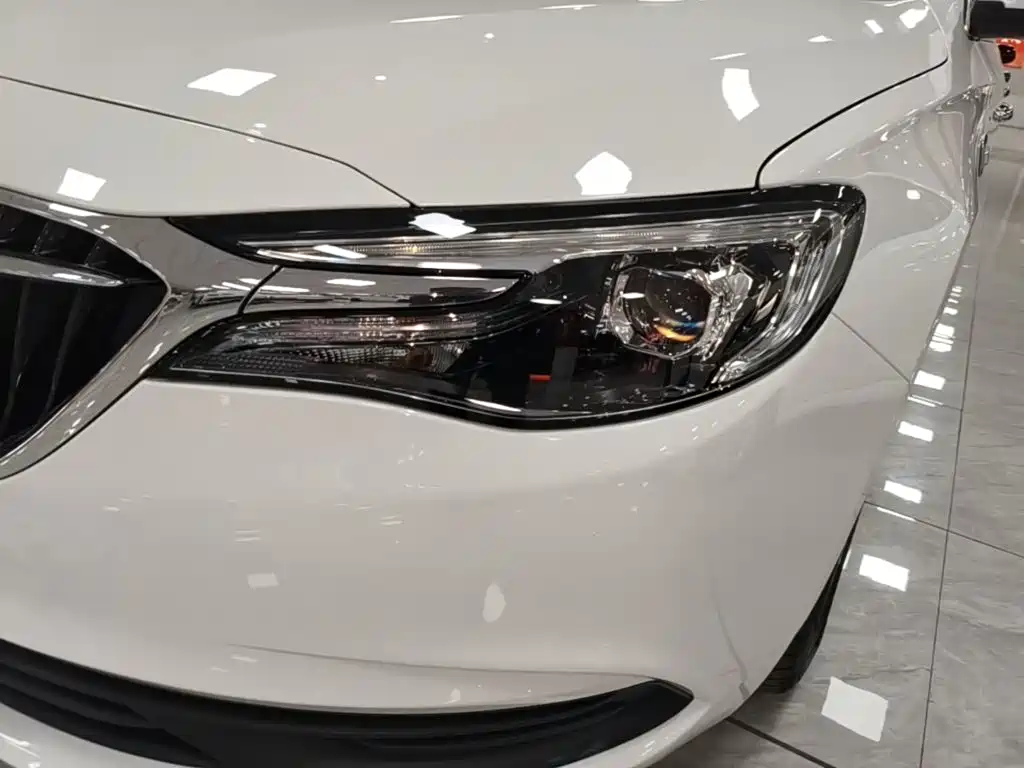 Buick Excelle 2021 — фото 24